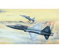 02877 Trumpeter - kit modelo estadounidense T-38C Talon , color/modelo surtido