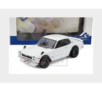 Solido Nissan Skyline (C10) Hakosuka - Clásico JDM Coupé Racing, Extensiones de Guardabarros, Modelo Diecast, Color Blanco, 1:18