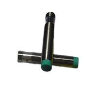 1 sensor de proximidad NBN8-12GM50-A2-V1