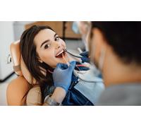 1 sesión de limpieza bucal con ultrasonidos revisión y radiografia periapical