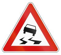 1 Uds. Señales De Tráfico, Cuidado Con El Deslizamiento, Parada Tren, Señal Triangular Metal, Decoración Pared Decorativa for Garaje Y Club Al Aire Libre(27,34.5x30CM)