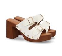 101433 Sandalia tipo Zueco de mujer con plataforma y tacon ancho estilo madera. Con diseno de hebillas y tachuelas metalicas. Un modelo comodo y ligero para primavera verano. Blanco Talla 38