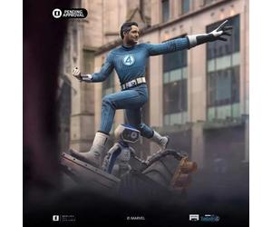 107169 Fantastic Four First Steps Mr. Fantastic Y H.E.R.B.I.E Estatua 1/10