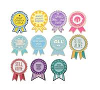 11 pines de frases humorísticas, coronas, medallones, medallones, insignias de aleación para amigos, seres queridos, colegas, cumpleaños, Año Nuevo, vacaciones, accesorios, 3 cm x 1,5 cm, metal, sin