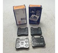 13.0460-4030.2 2XPZ Kit 4 pastillas de freno post Mercedes 190 E 2.3 2.6 190 D 2