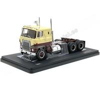 1965 Cabeza Tractora International Transtar COE Marrón/Beige 1:43 IXO Models TR2