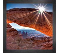 1art1 Cañones Póster Impresión Artística con Marco (Madera DM) - High Noon At Mesa Arch, Canyonlands National Park, USA (40 x 40cm)
