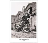 1art1 Trenes Cartel con Marco (Plástico) - Ruina del Tren En La Estación De Montparnasse, París, Francia, 1895 (91 x 61cm)