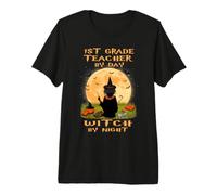 1st Grade Teacher by Day Witch by Night Halloween Costume Camiseta Premium
