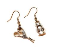 2 pares de aretes de plata antigua con tijeras bordadas