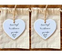 2 placas de acrílico colgantes con forma de corazón y bolsa, regalo de agradecimiento para amiga, mamá, profesora, compañera de trabajo - Never Forget The Difference You Make - Adorno para graduación