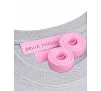 2 Rollos cinta de tela rosa termoadhesiva para marcar ropa 1 cm. Etiqueta escribible con bolígrafo o rotulador. Uso escolar y doméstico. Sin bolígrafo