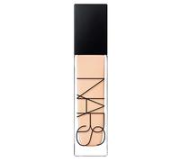¡20% DTO! Natural Radiant Longwear Foundation Base de Maquillaje