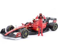 2023 Ferrari SF-23 Fórmula 1 Nº55 Carlos Sainz + Figura del Piloto 1:24 Bburago