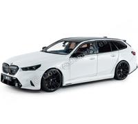 2024 BMW M5 Touring Blanco Alpino 1:18 Solido S1814802