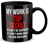 22Feels Taza de café divertida Top Secret (negra), taza de oficina para hombres y mujeres, compañeros de trabajo, eslogan de humor, trabajo, mejor amigo, texto, comedia, Papá Noel secreto (11 onzas)