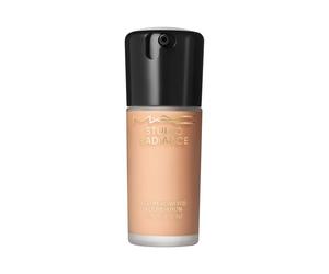 ¡25% DTO! Studio Radiance Serum - Powered Foundation Base de maquillaje 24 hs hidratación 30 ml