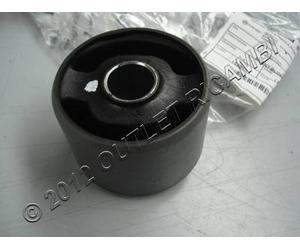 272750 SILENT BLOCK PER SUPPORTO MOTORE PER MODELLI PIAGGIO APRILIA