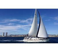 3 horas de paseo en barco de 2 a 9 personas por la costa de Barcelona