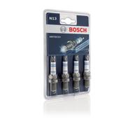 BOSCH Juego de 4 bujÃas de encendido para FORD: Fiesta, Ka, Escort, Orion, Courrier & FORD USA: Aerostar (Ref: 0 242 235 951)