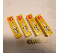 4x NGK LKAR8AI-9 6706 Bujías Chispa Enchufe Apto An KTM Husqvarna