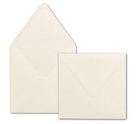 50 sobres cuadrados de color crema, 14,5 x 14,5 cm, adhesivo húmedo con solapa puntiaguda, 120 gramos/m². Marca: NEUSER PAPIER