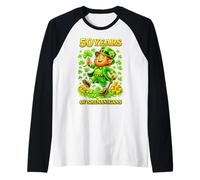 50 Years of Shenanigans St Patrick’s Day Leprechaun Birthday Camiseta Manga Raglan