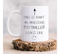60 Second Makeover Limited V2 - Taza con texto en inglés "This is What an Awesome Footballer Looks Like" V2