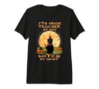 7th Grade Teacher by Day Witch by Night Halloween Costume Camiseta Premium
