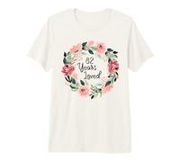 82 Years Loved Women Men 82 Years Old 82th Birthday Camiseta Premium
