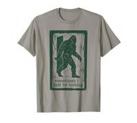 A Veces Solo Estoy al acecho Folklore Cryptid Camiseta