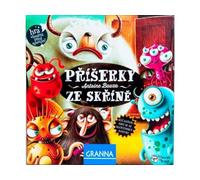 Abuelita monstruos desde el armario