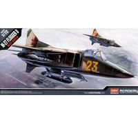 Academia MiG-27 Flogger-D URSS Modelo De Kit 1:72 Rusia NEU