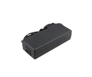 Adaptador de corriente MicroBattery de 135 vatios para Acer Aspire 15XX, 16XX, 50XX; Aspire V 17 Nitro; TravelMate 20XX, 22XX, 25XX, 27XX