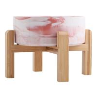 Addogyy Cuenco elevado y elevado de cerámica para perros con soporte de madera para razas pequeñas y medianas, plato de agua para comida para perros, cuenco de porcelana antideslizante de 6 pulgadas