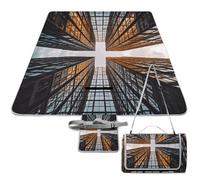ADFGYERH Skyscraper Mirando hacia el cielo, tapete plegable para exteriores, manta de playa, superficie impermeable, manta de viaje fácil de limpiar, para campamento en pastizales de primavera y