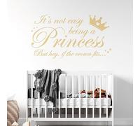 Adhesivo decorativo para pared con texto en inglés "It's not Easy Being a Princess, but Hey, if The Crown fits... - Adhesivo decorativo para habitación de niñas [XXL] [Crema]