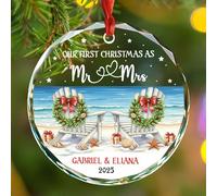 Adorno de cristal personalizado con texto en inglés "Our First Christmas As Mr & Mrs", adornos de boda en la playa, regalos para parejas, adornos de Mr & Mrs Just Married, silla de playa, adorno de
