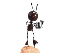 Adorno decorativo de mini hormigas para exteriores para pared de jardín y patio con construcción de hierro resistente a la intemperie y acabado único pintado a mano (J)