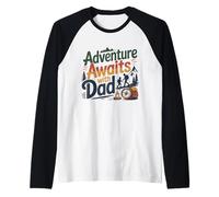 Adventure Awaits with Dad Camisa Día del Padre Camper Outdoor Camiseta Manga Raglan