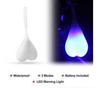 Advertencia sobre los peligros al montar en bicicleta con una bola LED en un huevo de bicicleta de montaña