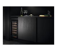 AEG KITCHEN Vinoteca empotrable . AWUS020B5B. Cíclico. Empotrable. Menos de 20 botellas