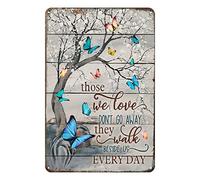 Aenaon Letrero de metal con texto en inglés "We Love Don't Go Away" para bar, cocina, garaje, cueva, hogar, decoración divertida, retro, mariposa, lata de 8 x 12 pulgadas