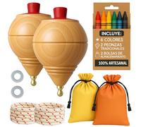 AF® - Peonza Madera, Set 2 Peonzas Niños + 6 Ceras de Colores para Niños + 2 bolsas transporte y 2 arandelas para la cuerda | Personaliza tu Trompo de Madera Tradicional