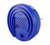 Ahuyentador eléctrico universal 230VA, repelente de plagas, ideal para jardines y exteriores para proteger cultivos y espacios.