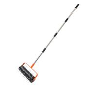 Aireador de césped con 42 puntas de acero y mango ajustable | 42 puntas de acero, profundidad de trabajo de 35 mm, mango de 107 a 179 cm y rodillo rellenable para suelo compactado en