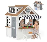 AIYAPLAY Cabaña infantil exterior de madera, casa infantil al aire libre/interior con chatera utensilios de cocina, mesa negra, banco y timbre, casita de juego para 2+ años, 136 x 117 x 153,5 cm