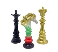 Ajedrez Decorativo Trío Real - Figuras de Resina de Rey, Reina y Caballero Chess Set, Ideal para Exhibición en Hogares o como Pieza de Coleccionismo. (E)