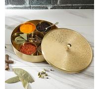 Ajuny Caja de Especias de Latón Masala Dabba 8 Pulgadas Dorada con Tapa Grabada - Bote Redondo Decorativo con 7 Recipientes Extraíbles y 1 Cuchara - Ideal para Especias y Hierbas