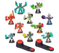 Akedo Legends of Exclusive Button Bash Collector Pack contiene 10 figuras de acción Ultimate Arcade Warrior y 2 botones Bash